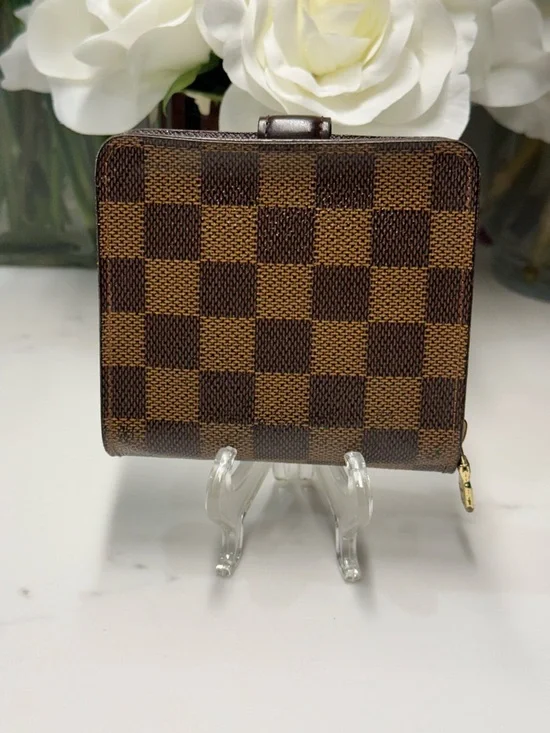 Louis Vuitton Damier Ebene Wallet w/ Gold-Tone Hardware + LV Dust Bag + COA - Picture 2 of 16